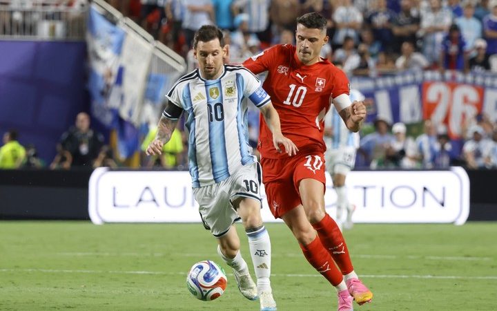 Argentina sufrió, resistió y está en semifinales: venció 3-1 a Suiza y ahora se viene Inglaterra.